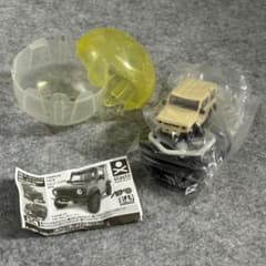 【組み立て前】スズキ ジムニーシエラJB74シフォンアイボリー カプセルトイ新品のサムネイル