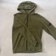 C.P. COMPANY ジップアップパーカー オリーブのサムネイル