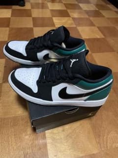 AIR JORDAN 1 LOWのサムネイル