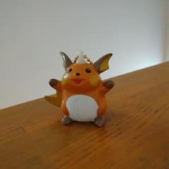 ポケモン ライチュウ キーホルダー フィギュアのサムネイル