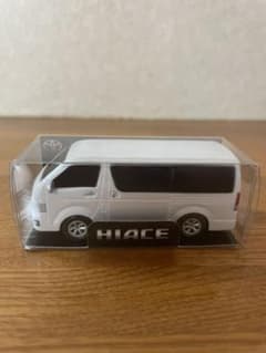 TOYOTA ハイエース プルバックカーのサムネイル