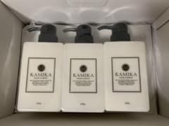 【早い者勝ち】カミカ 黒髪クリームシャンプー KAMIKA 400g 3本セットのサムネイル