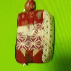 ハンドメイドのポーチですのサムネイル