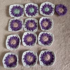 ハンドメイド かぎ針編み モチーフ 13枚セットのサムネイル
