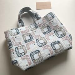 新作✨完成品 lolo ライトブルー ハンドバッグ ミナペルホネン