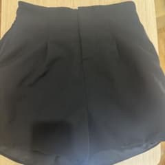 ブラック ショートパンツ 無地のサムネイル