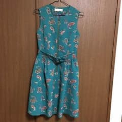 リリーブラウン ペイズリー柄ワンピースのサムネイル