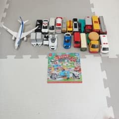 トミカ まとめ売り 飛行機 DVD付き - メルカリ