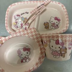 ハローキティ メラミン食器セットのサムネイル