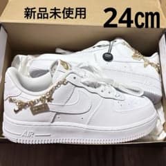 【NIKE 】新品•未使用AIR FORCE 1 （24㎝）ホワイトチャーム付かのサムネイル