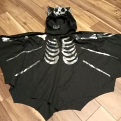 H&M 骸骨プリント フード付きケープ 3~6歳のサムネイル