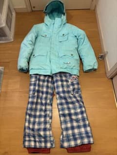 Burton 小学生　ジュニア　スキー スノーボード　ウェアセットのサムネイル