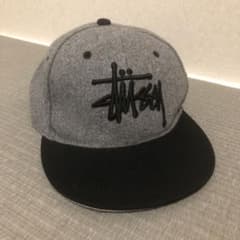 ステューシー　キャップのサムネイル