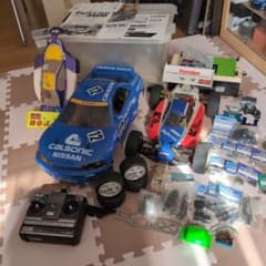 初代インファ−ノ1/8GPバギー(フルセット)パーツ・GTRボディー・タイヤ付のサムネイル