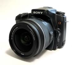 SONY α100 디지털 SLR 카메라 렌즈 부착