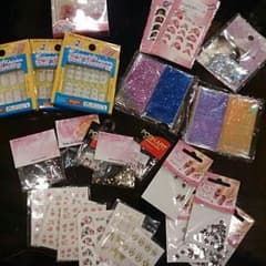 ネイル用品のサムネイル