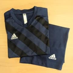 adidas サッカーウェア 上下セット 140cm 150cmのサムネイル