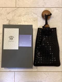 甲州印伝 印傳屋 火の用心巾着袋 黒鹿革×黒漆 網代編のサムネイル