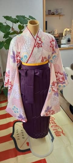 可愛い袴☆小学生卒業式☆のサムネイル