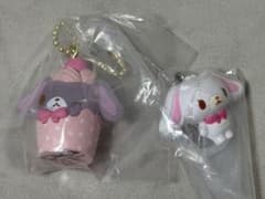 シュガーバニーズ カップケーキ、めじるしアクセサリーしろうさ