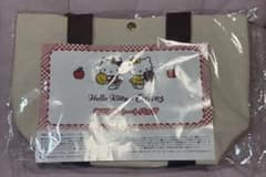 HELLO KITTY ハローキティ × カーブス おでかけトートバッグのサムネイル