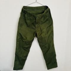 GUオリーブグリーン カーゴパンツのサムネイル