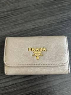❤︎PRADAキーケース❤︎早い者勝ち❤︎のサムネイル