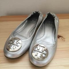 ＊専用＊TORY BURCH  パンプス(フラットシューズ)のサムネイル