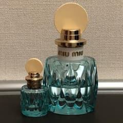 miumiu ローブルー 香水のサムネイル