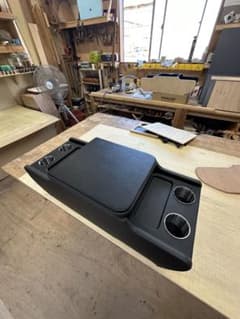 Y様専用　ハイエース　SGLナローセンターコンソールBOXのサムネイル