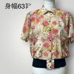 Retro short-sleeved shirt blouse with floral rose pattern, ribbed hem, 63cm width, vintage style.