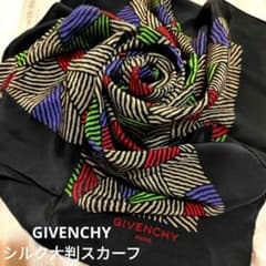 Givenchy ☆黒幾何学模様☆シルク大判スカーフ - メルカリ