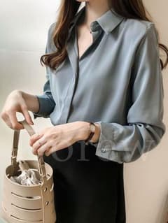 【mil様専用】シフォンシャツ(無地 シンプル ブラウス 折り襟)のサムネイル