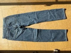 最終値下げ　美品　UNIQLOジーンズのサムネイル