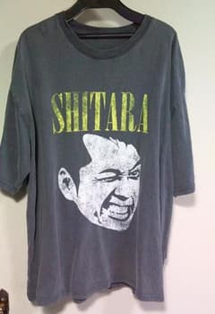 古着》 XL サイズ□バナナマン 顔 TEE 設楽 Tシャツ □デカロゴ - メルカリ