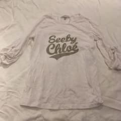 クロエのTシャツのサムネイル