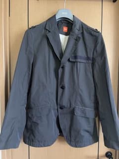 【美品】Hugo BOSS ナイロンジャケット UK50のサムネイル