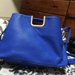 ブルー 肩かけバッグ ギャルのサムネイル
