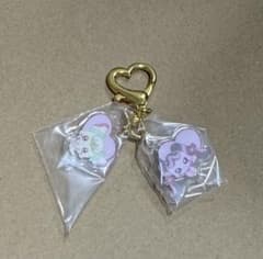 푸치큐아 이치 반 쿠지 F상 트윈 아크릴 열쇠 고리 뿌리 룬 & 메론