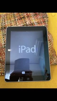 値下げ！！  iPad 初代 16GBのサムネイル