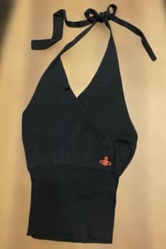 ヴィヴィアンウエストウッドホルターネック　ニット　ショート丈　オーブ刺繍　黒 ヴィヴィアンウエストウッドホルターネック ニット ショート丈 オーブ