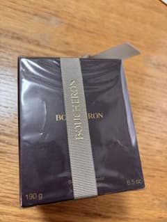 BOUCHERON高級キャンドル 190g ギフト用リボン付きのサムネイル