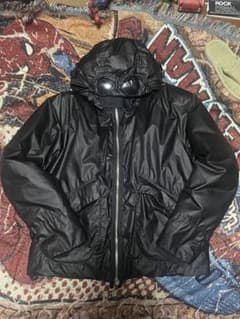 C.P.COMPANY OPAL GOGGLE DOWN JACKET タグ有り - メルカリ