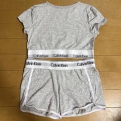 Calvin Klein グレー ショートパンツセットアップ Sのサムネイル