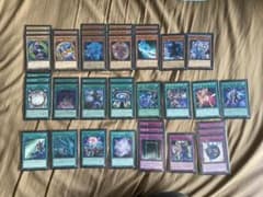 遊戯王　ブラックマジシャン デッキのサムネイル