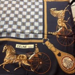 セリーヌの馬車柄（ブラゾン柄、サルキー）の大判スカーフヴィンテージ