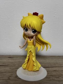Q posket 美少女戦士セーラームーン 愛野美奈子 フィギュアのサムネイル