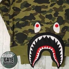アベイシングエイプ シャーク刺繍ロゴ パーカー 総柄 LARGE 迷彩