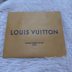 LOUIS VUITTON ショッパー 紙袋のサムネイル