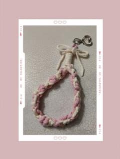 ハンドメイド ペットアクセサリー 編み込みロープ ピンクとホワイトのサムネイル